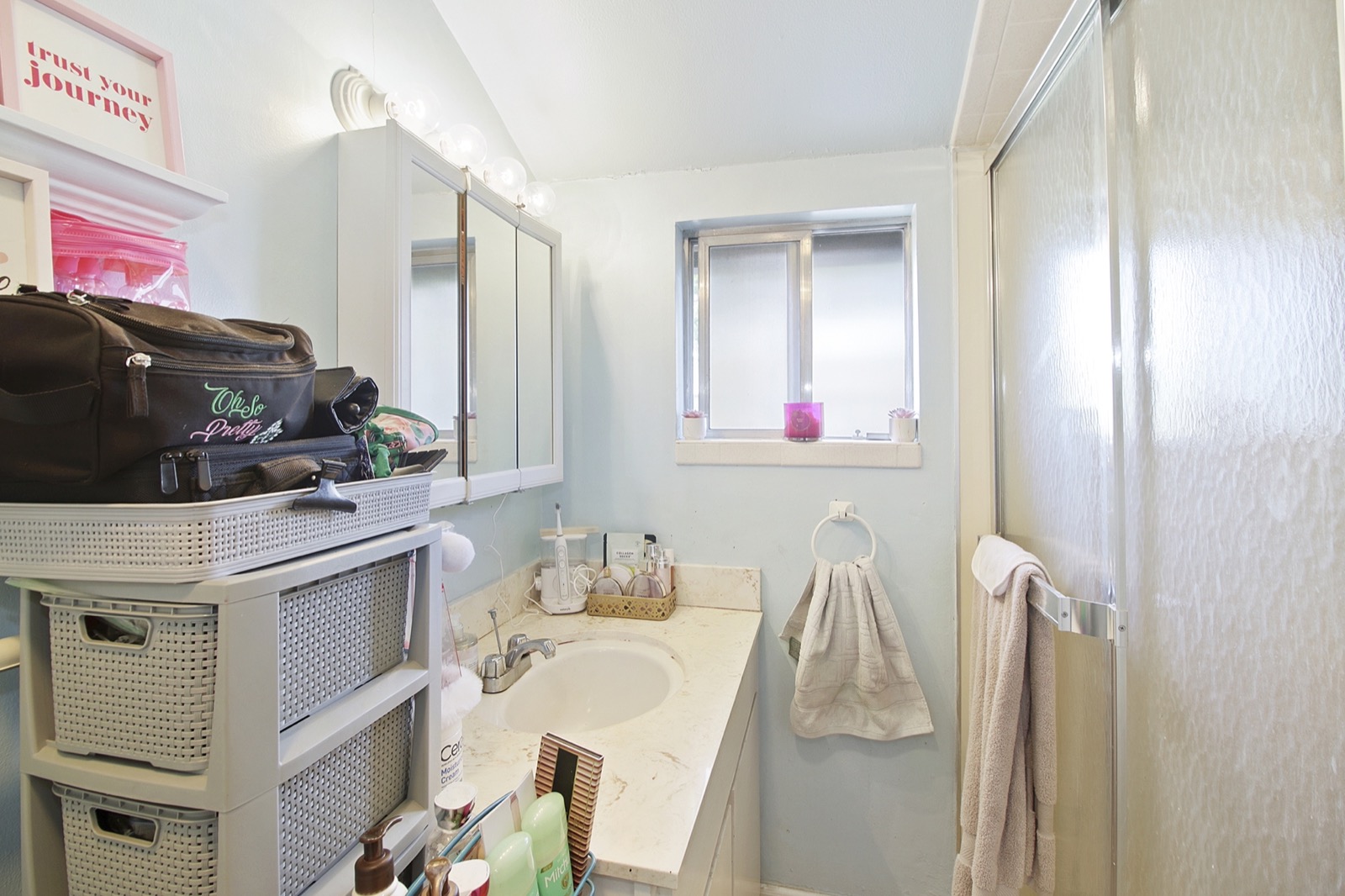 Bathroom before declutter