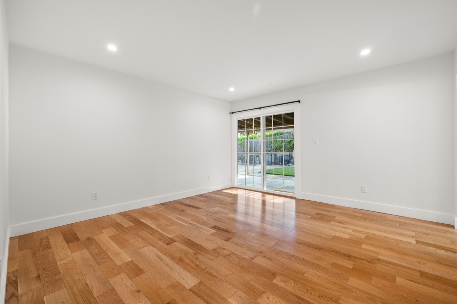 Open concept before virtual staging